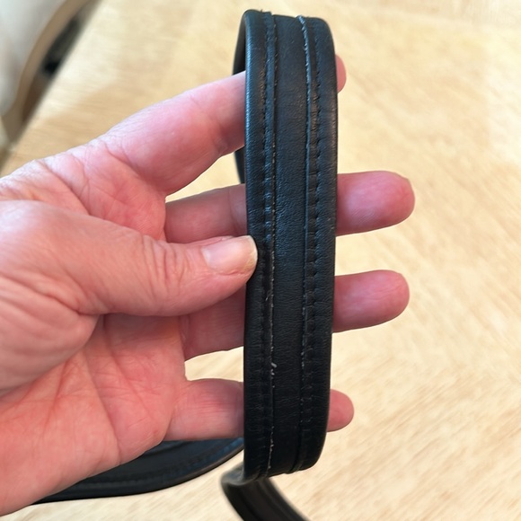 Vintage COACH Legacy Bag Number 9168 - Picture 13 of 15